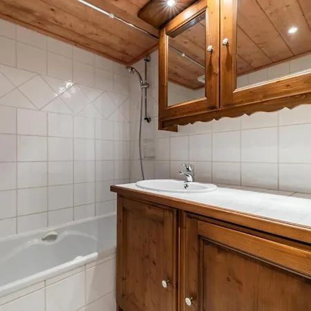 Bergerie Des 3 Vallees F - 4 Pieces 6 Personnes Situe Dans Le Village Des Allues Mae-4991 Les Allues