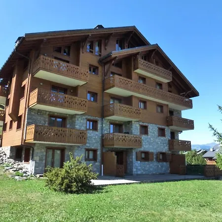 Apartment Bergerie Des 3 Vallees F - 4 Pieces 6 Personnes Situe Dans Le Village Des Allues Mae-4991 Les Allues